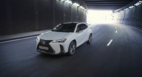 Lexus UX 2023